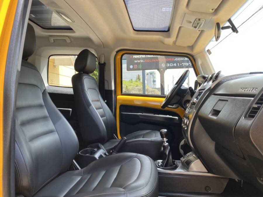 TROLLER - T4 - 2014/2015 - Amarela - R$ 165.900,00