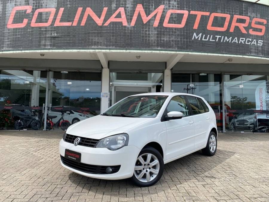 VOLKSWAGEN - POLO - 2012/2013 - Branca - R$ 47.900,00