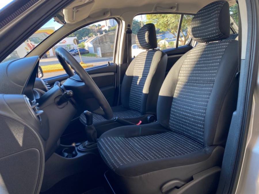 RENAULT - SANDERO - 2012/2012 - Prata - R$ 32.900,00
