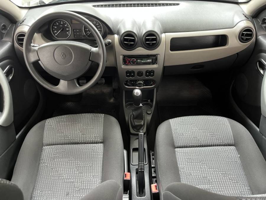 RENAULT - SANDERO - 2009/2009 - Prata - R$ 32.900,00