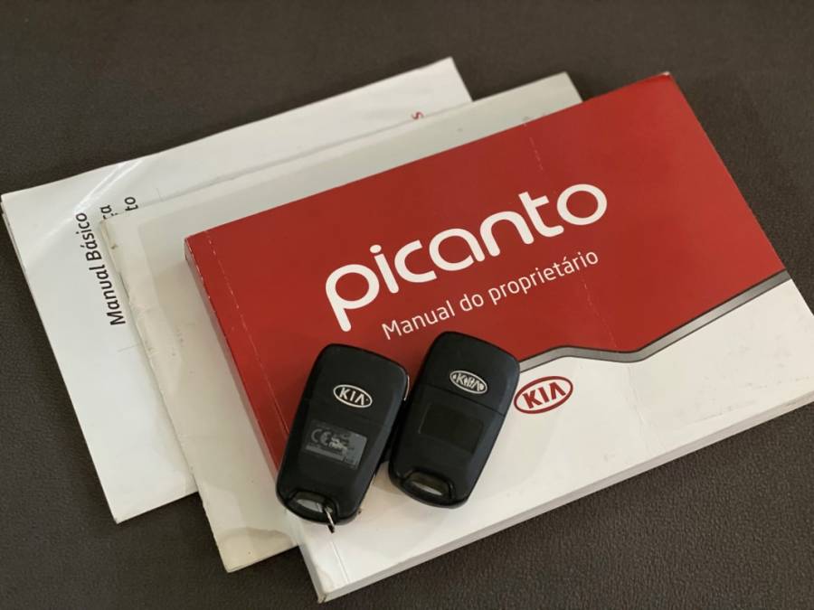 KIA MOTORS - PICANTO - 2013/2013 - Branca - R$ 38.900,00