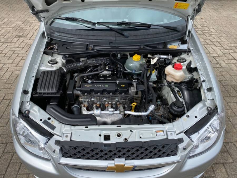CHEVROLET - CLASSIC - 2013/2013 - Prata - R$ 35.900,00