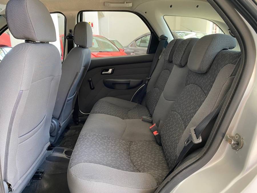 FIAT - PALIO - 2013/2013 - Prata - R$ 39.900,00