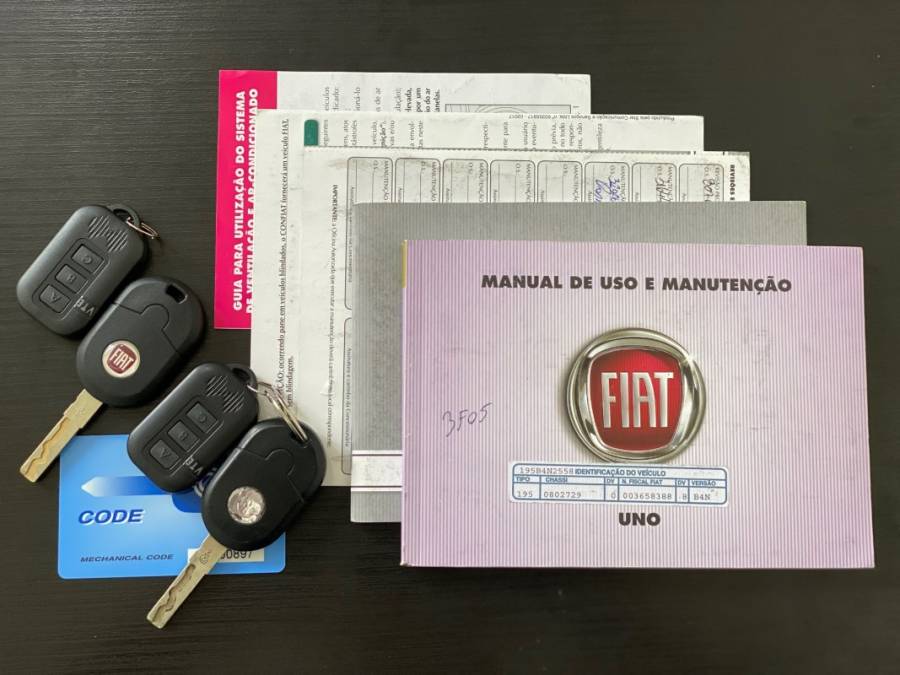 FIAT - UNO - 2018/2018 - Preta - R$ 40.900,00