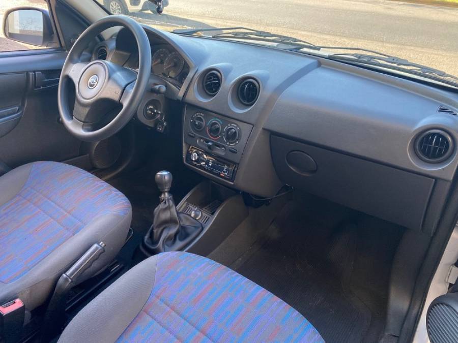 CHEVROLET - CELTA - 2011/2011 - Branca - R$ 23.900,00