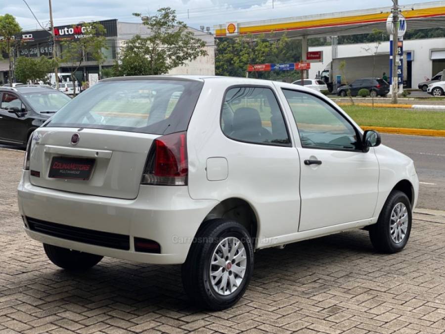 FIAT - PALIO - 2016/2016 - Branca - R$ 28.900,00