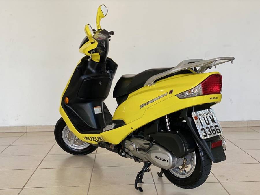 SUZUKI - BURGMAN - 2013/2014 - Amarela - R$ 9.900,00