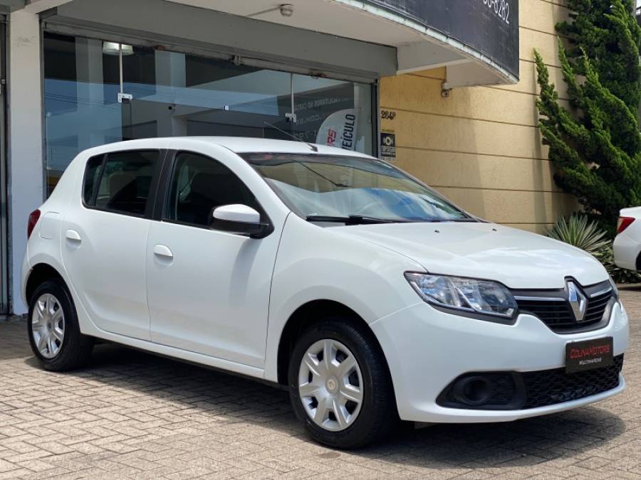 RENAULT - SANDERO - 2018/2018 - Branca - R$ 44.900,00