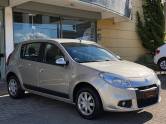 RENAULT - SANDERO - 2013/2013 - Prata - R$ 42.900,00