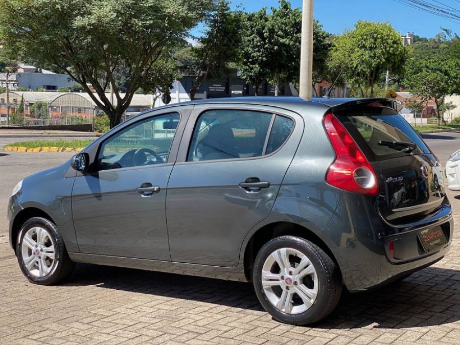 FIAT - PALIO - 2013/2013 - Cinza - R$ 39.900,00