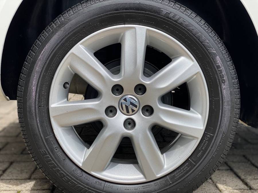 VOLKSWAGEN - POLO - 2012/2013 - Branca - R$ 47.900,00
