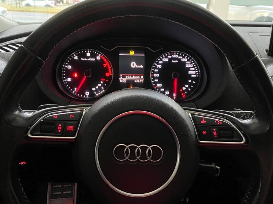 AUDI - A3 - 2014/2014 - Branca - R$ 84.900,00