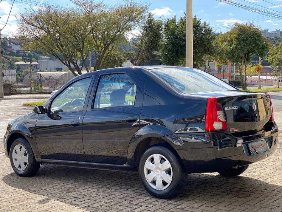 RENAULT - LOGAN - 2008/2008 - Preta - R$ 23.900,00