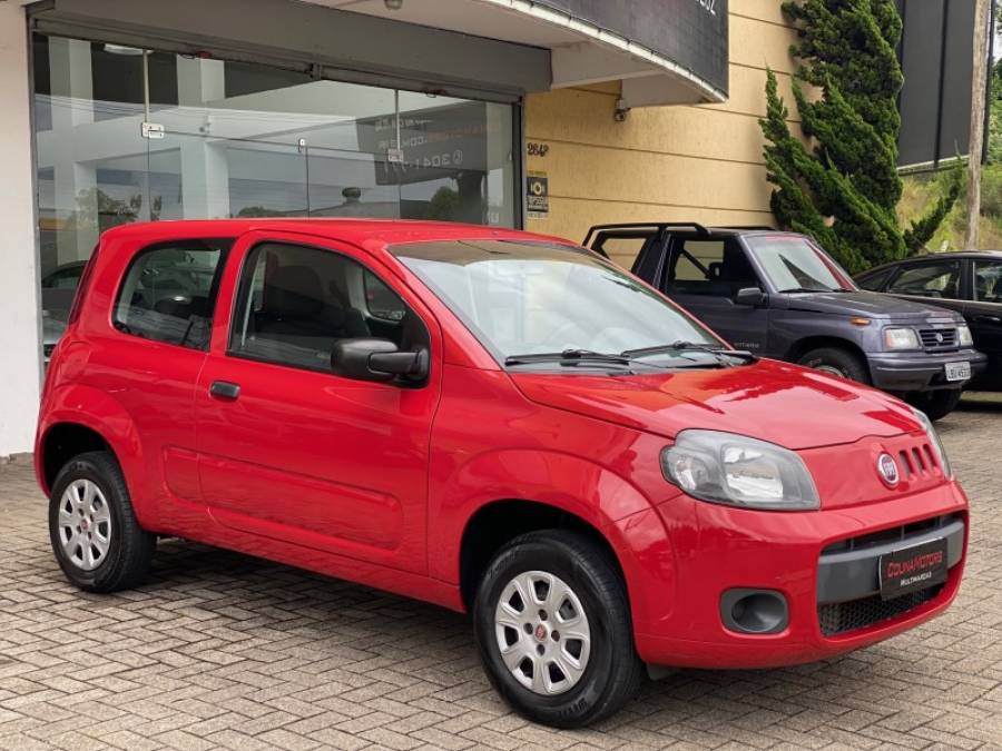 FIAT - UNO - 2016/2016 - Vermelha - R$ 32.900,00