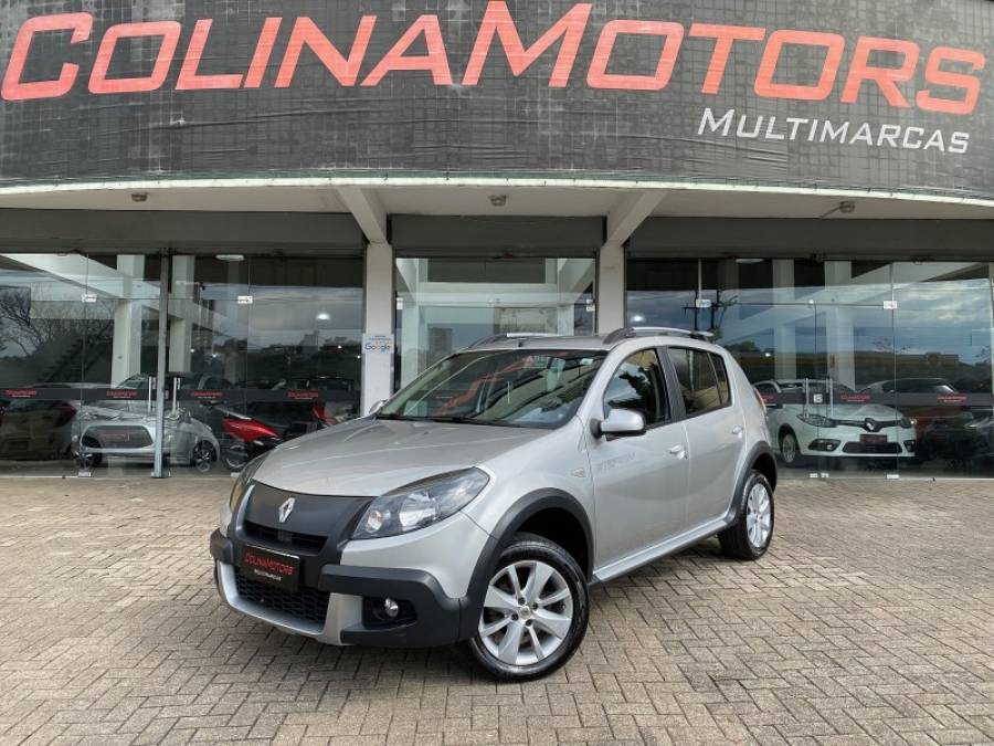 RENAULT - SANDERO - 2014/2014 - Prata - R$ 45.900,00