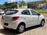 CHEVROLET - ONIX - 2015/2015 - Branca - R$ 47.900,00