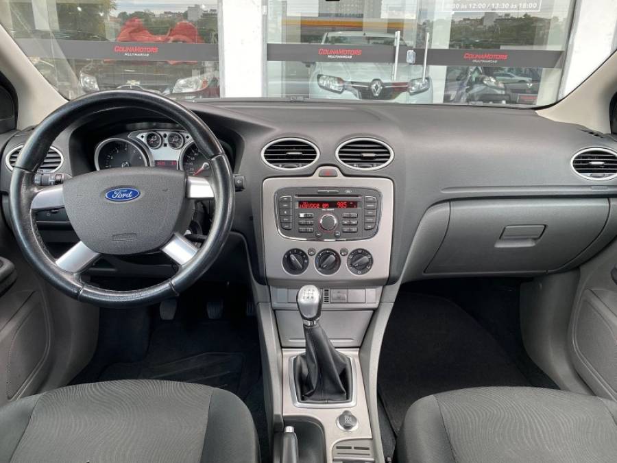 FORD - FOCUS - 2012/2013 - Cinza - R$ 45.900,00