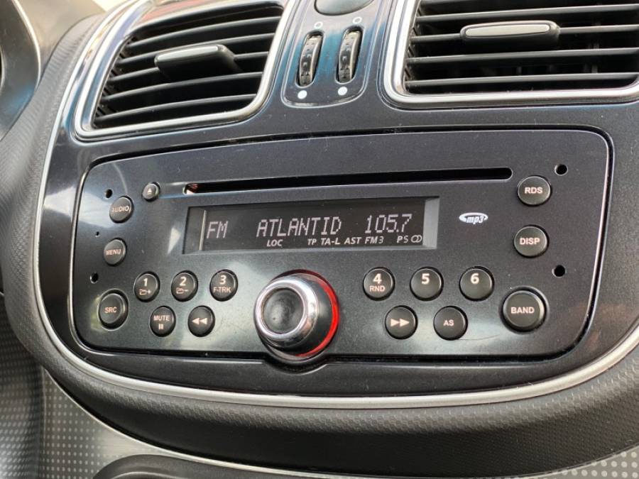 FIAT - GRAND SIENA - 2014/2014 - Branca - R$ 40.900,00