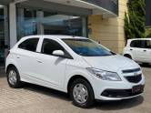 CHEVROLET - ONIX - 2013/2013 - Branca - R$ 45.900,00