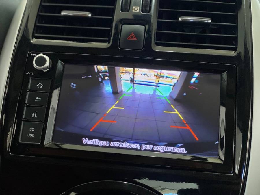 NISSAN - VERSA - 2019/2020 - Cinza - R$ 67.900,00