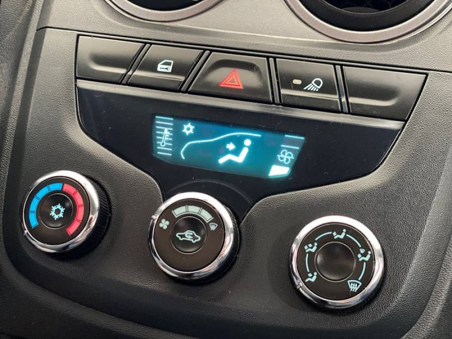 CHEVROLET - MONTANA - 2012/2012 - Prata - R$ 48.900,00