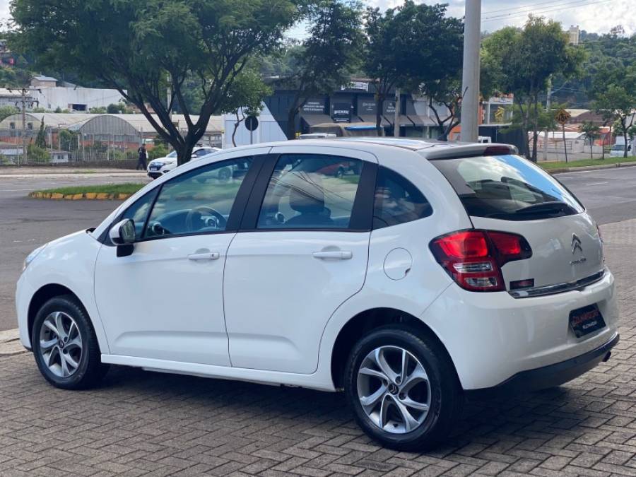 CITROËN - C3 - 2016/2016 - Branca - R$ 47.900,00