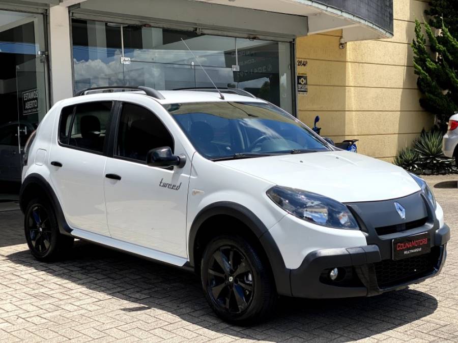 RENAULT - SANDERO - 2014/2014 - Branca - R$ 46.900,00