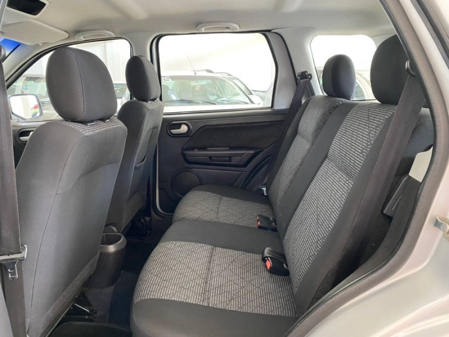 FORD - ECOSPORT - 2011/2011 - Prata - R$ 45.900,00