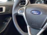 FORD - FIESTA - 2018/2019 - Branca - R$ 58.900,00