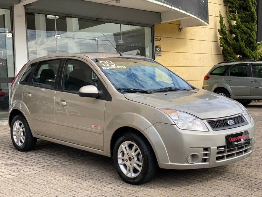 FORD - FIESTA - 2009/2009 - Bege - R$ 27.900,00