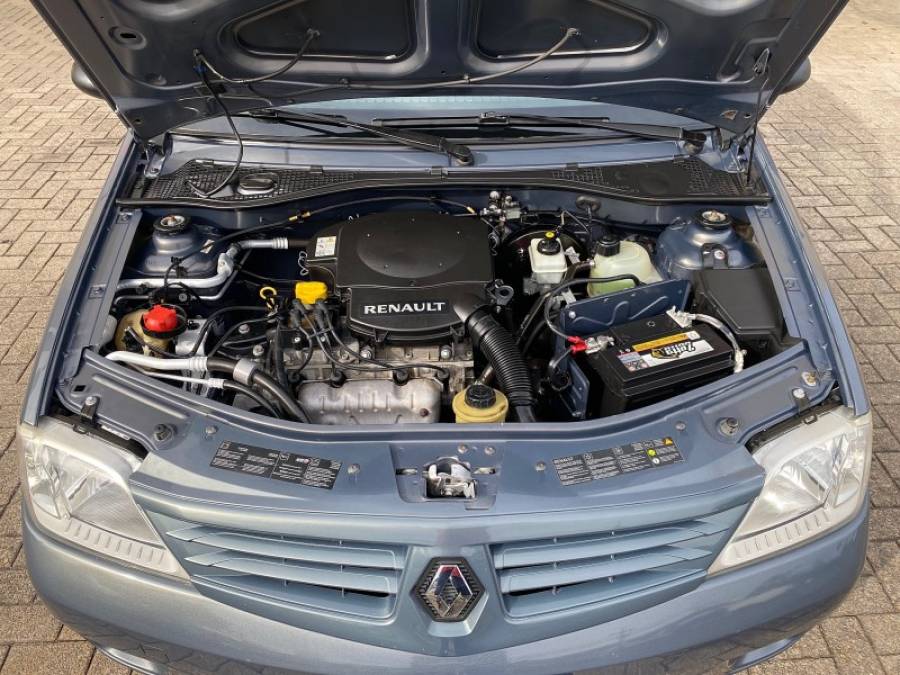 RENAULT - LOGAN - 2008/2008 - Cinza - R$ 25.900,00