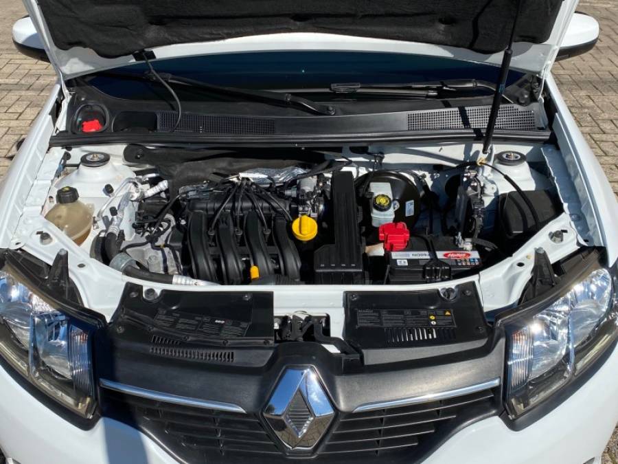 RENAULT - LOGAN - 2015/2015 - Branca - R$ 37.900,00