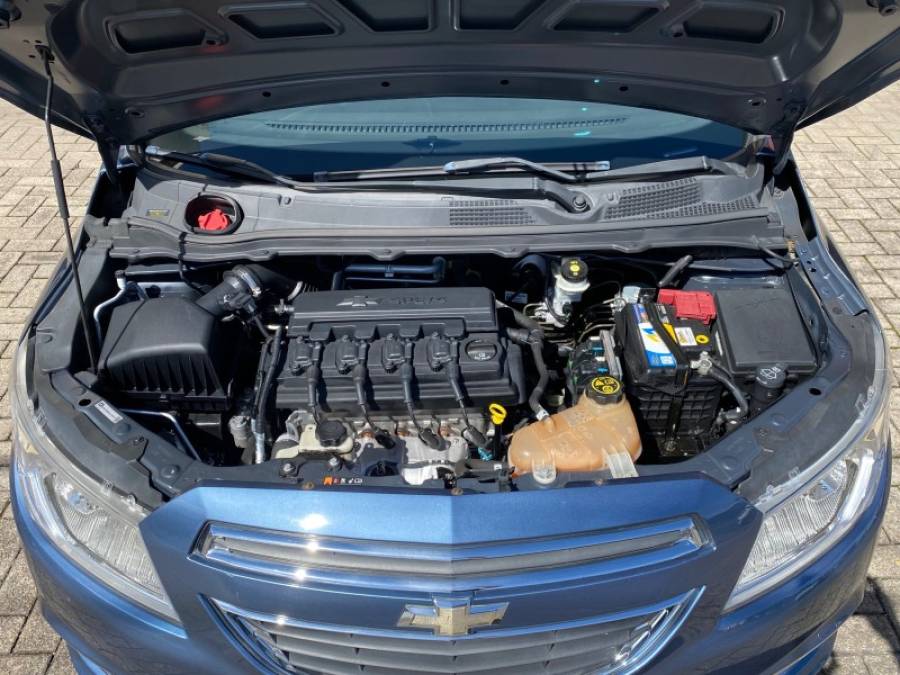 CHEVROLET - ONIX - 2014/2015 - Azul - R$ 46.900,00