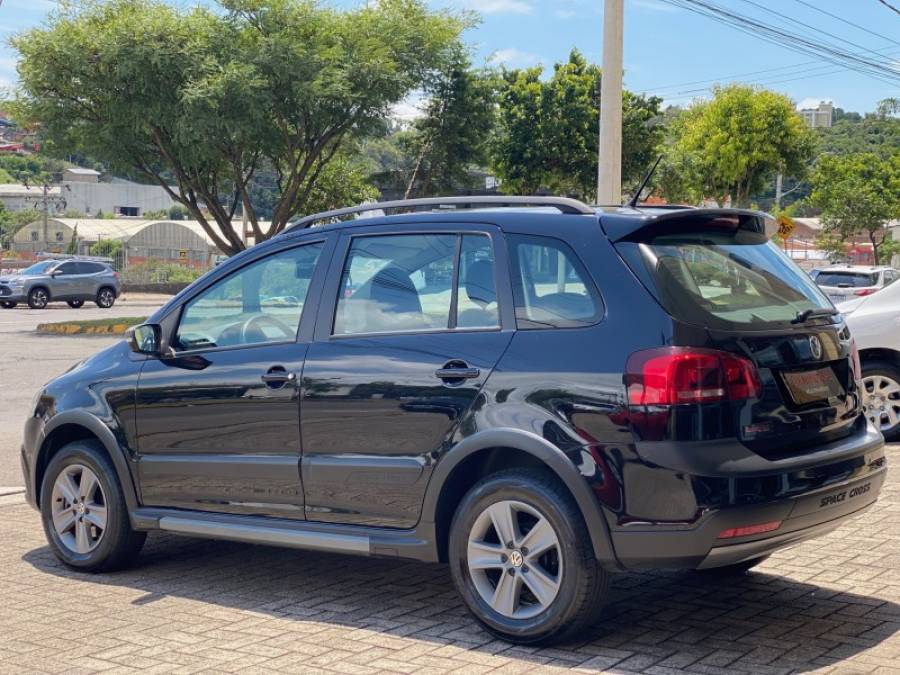 VOLKSWAGEN - SPACE CROSS - 2012/2012 - Preta - R$ 45.900,00