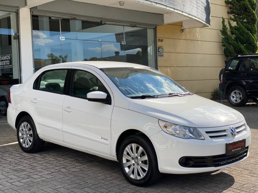 VOLKSWAGEN - VOYAGE - 2013/2013 - Branca - R$ 37.900,00