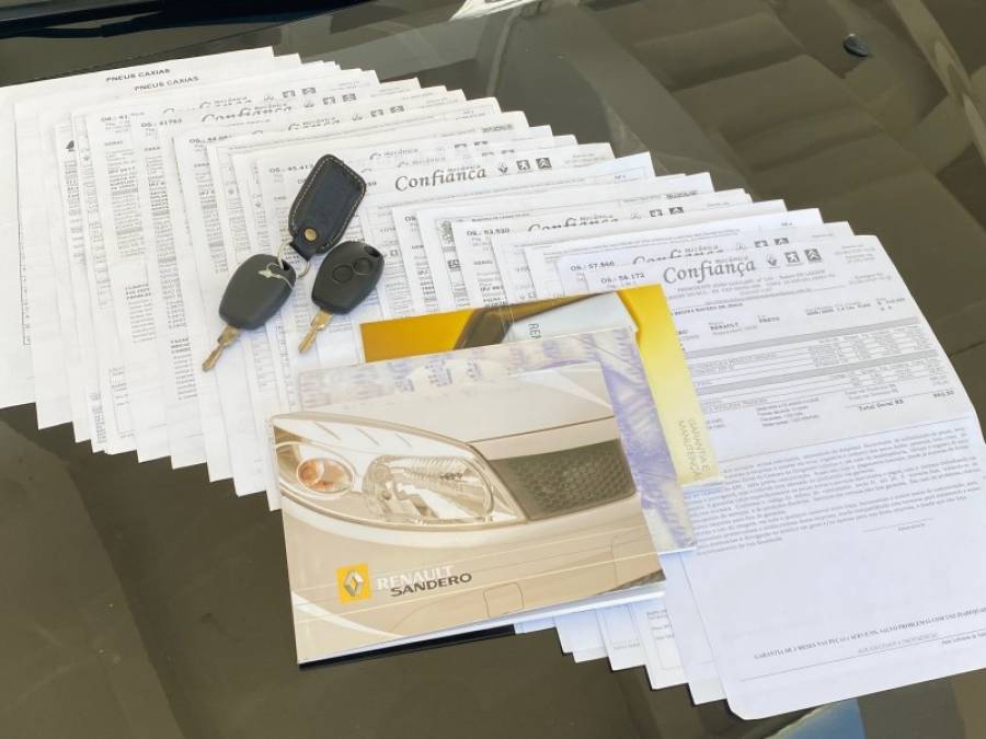 RENAULT - SANDERO - 2009/2009 - Preta - R$ 31.900,00