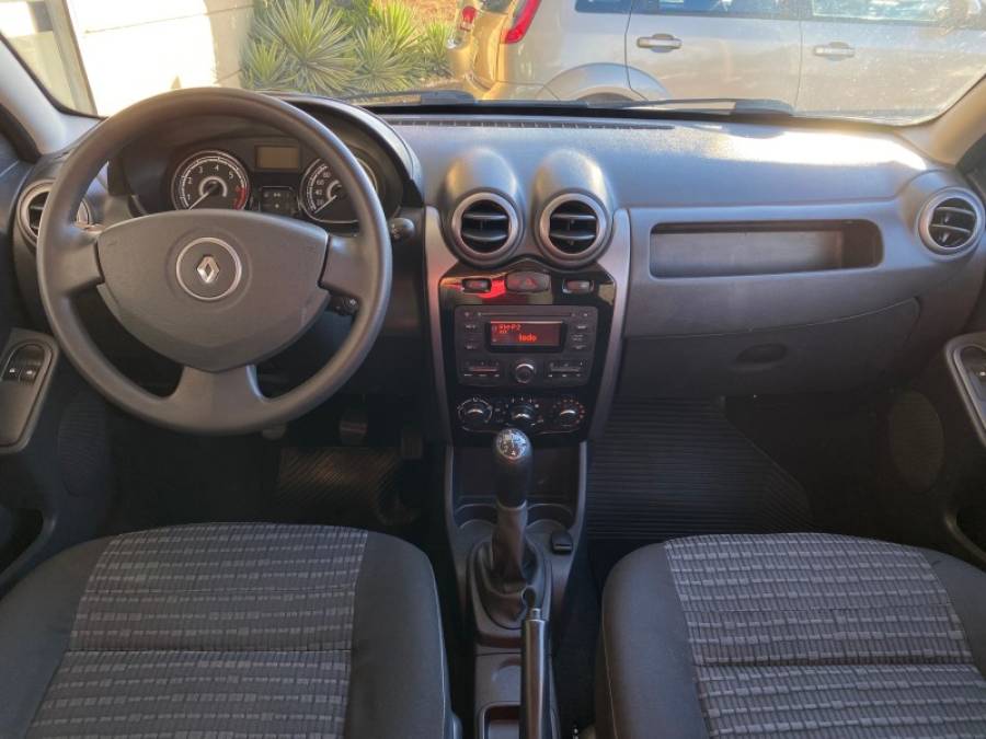 RENAULT - SANDERO - 2012/2012 - Prata - R$ 32.900,00