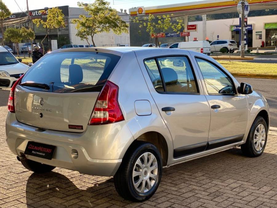 RENAULT - SANDERO - 2012/2012 - Prata - R$ 32.900,00