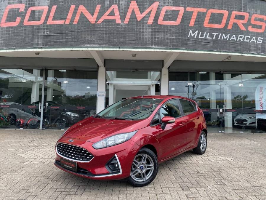 FORD - FIESTA - 2018/2019 - Vermelha - R$ 61.900,00