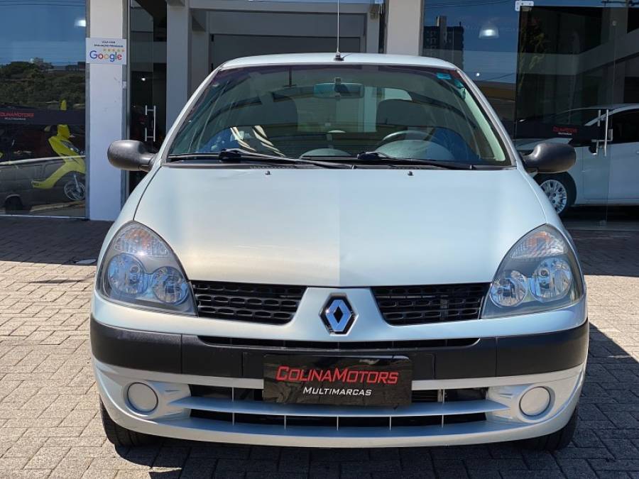 RENAULT - CLIO - 2003/2004 - Prata - R$ 25.900,00