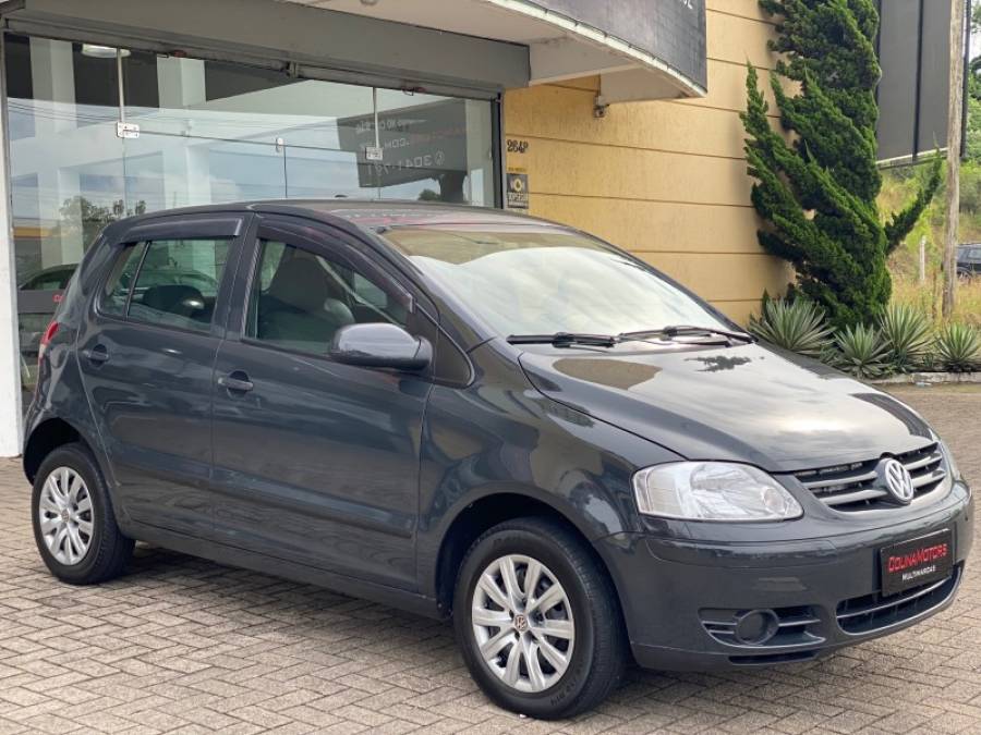 VOLKSWAGEN - FOX - 2007/2007 - Cinza - R$ 22.900,00