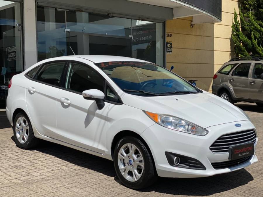 FORD - FIESTA - 2014/2014 - Branca - R$ 43.900,00