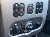 RENAULT - SANDERO - 2009/2009 - Preta - R$ 30.900,00