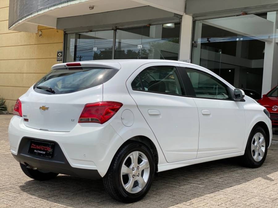 CHEVROLET - ONIX - 2019/2019 - Prata - R$ 60.900,00