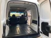 RENAULT - KANGOO - 2014/2015 - Branca - R$ 45.900,00