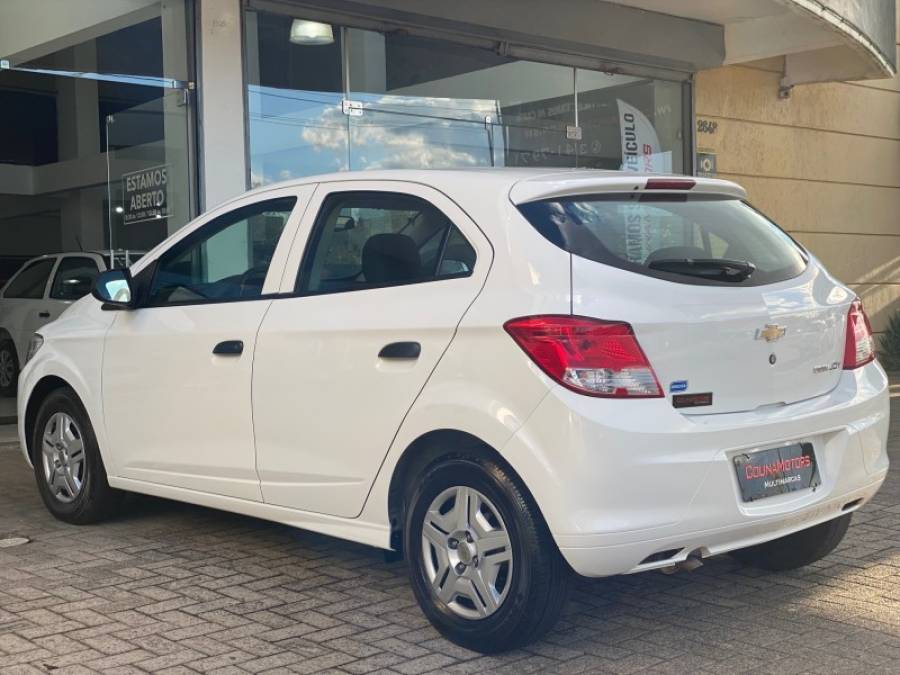 CHEVROLET - ONIX - 2017/2017 - Branca - R$ 47.900,00