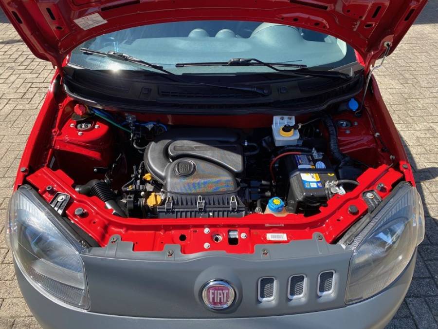 FIAT - UNO - 2013/2014 - Vermelha - R$ 35.900,00