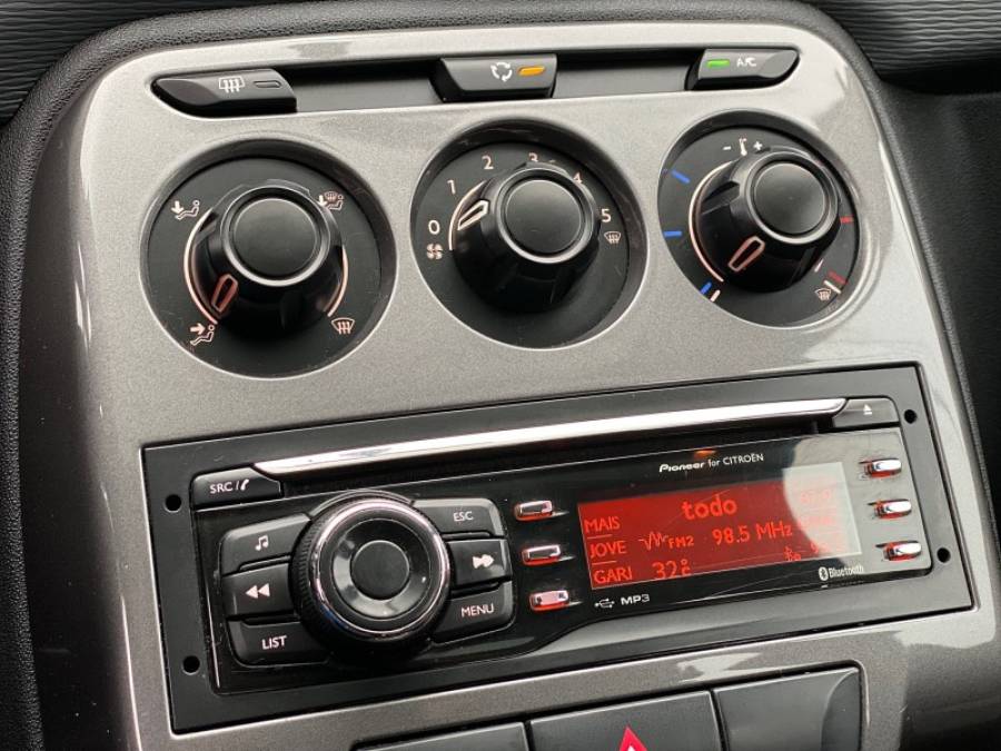 CITROËN - C3 - 2013/2013 - Preta - R$ 38.900,00