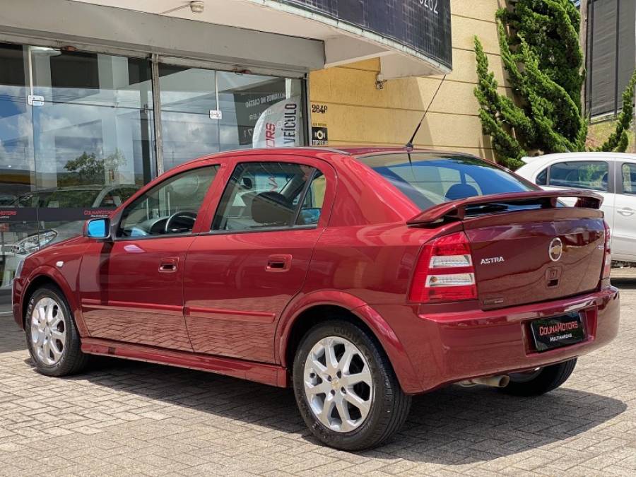 CHEVROLET - ASTRA - 2009/2010 - Vermelha - R$ 48.900,00