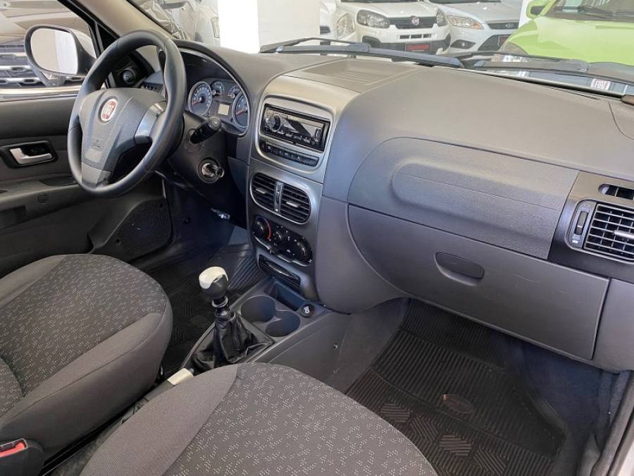 FIAT - PALIO - 2013/2013 - Prata - R$ 39.900,00